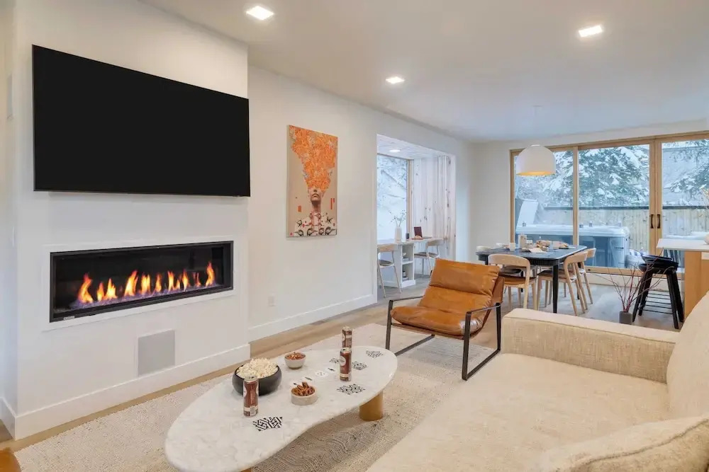 Luxury Ski Home w/ Hot Tub Near Trails & Downtown Parkview Mountain House