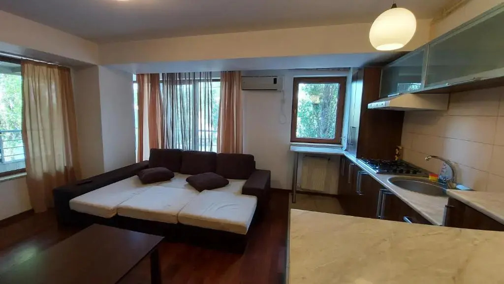 Mamaia Miraj E1