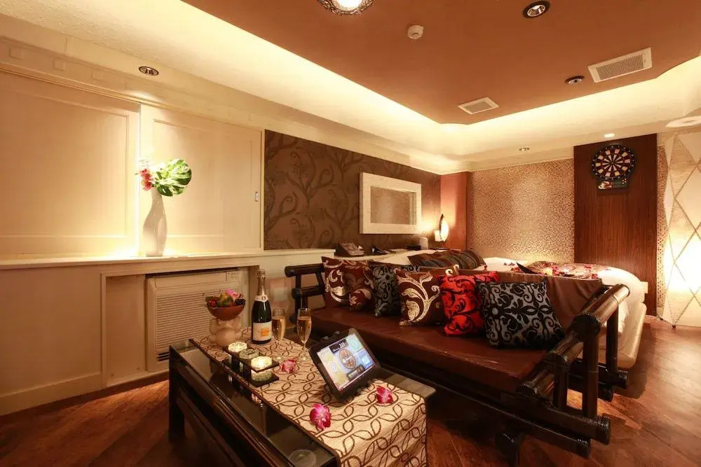 Beauty Hotel Brassino Asian Resort