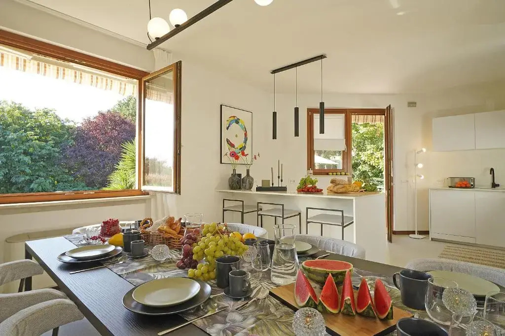 Villa Gelso park and private pool, lake view, ac