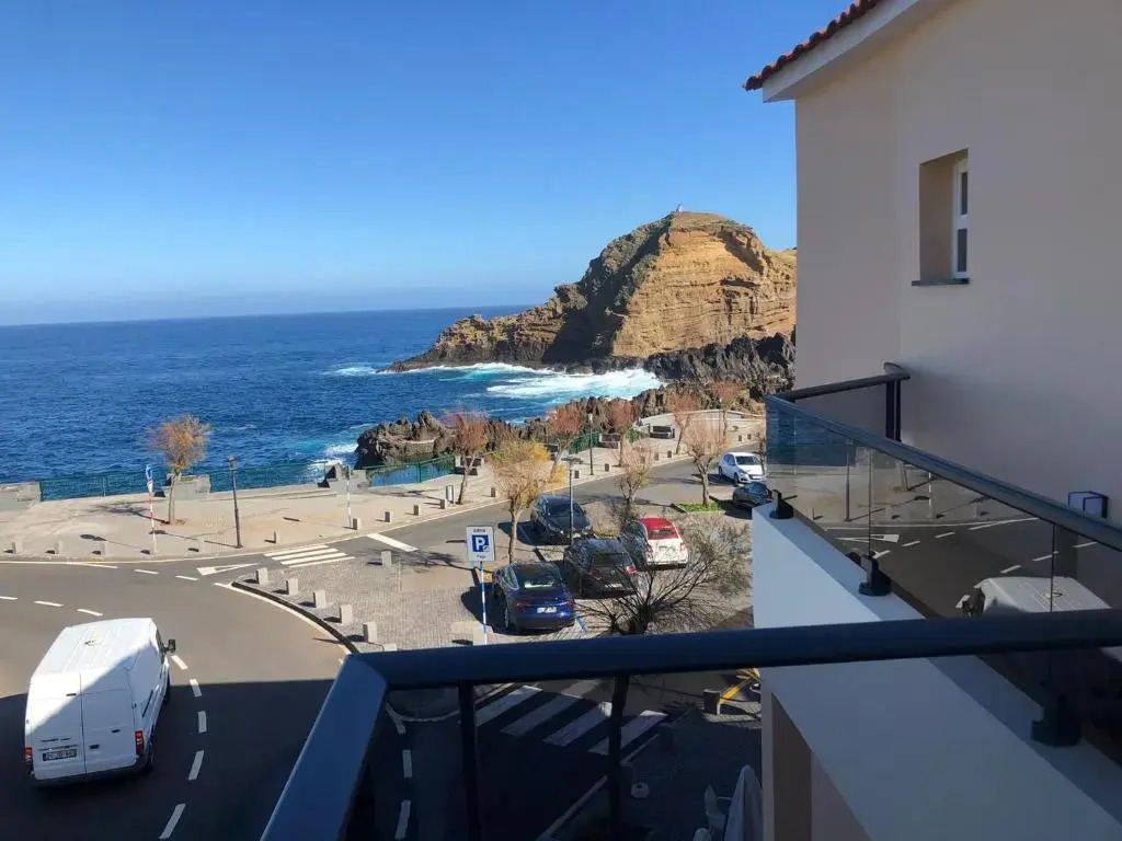 Perola Views Inn by Homie