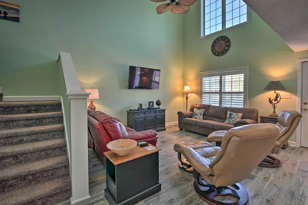 Steps to Pool & Ocean: Surfside Beach Home Base!