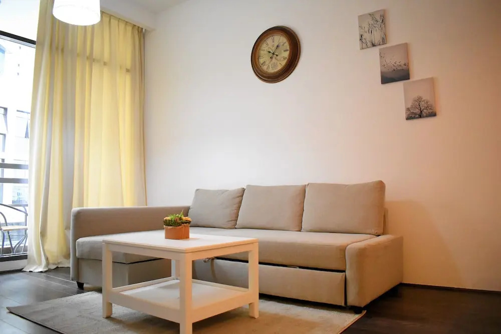 Cozy 1 Bedroom In J8 Al Safouh
