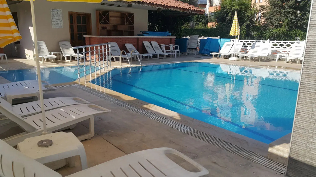 Midi Suites & Hotels