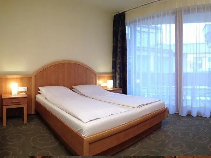Semiramis Business Hotel