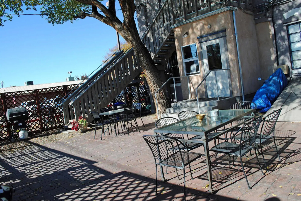 The Hotel Melrose