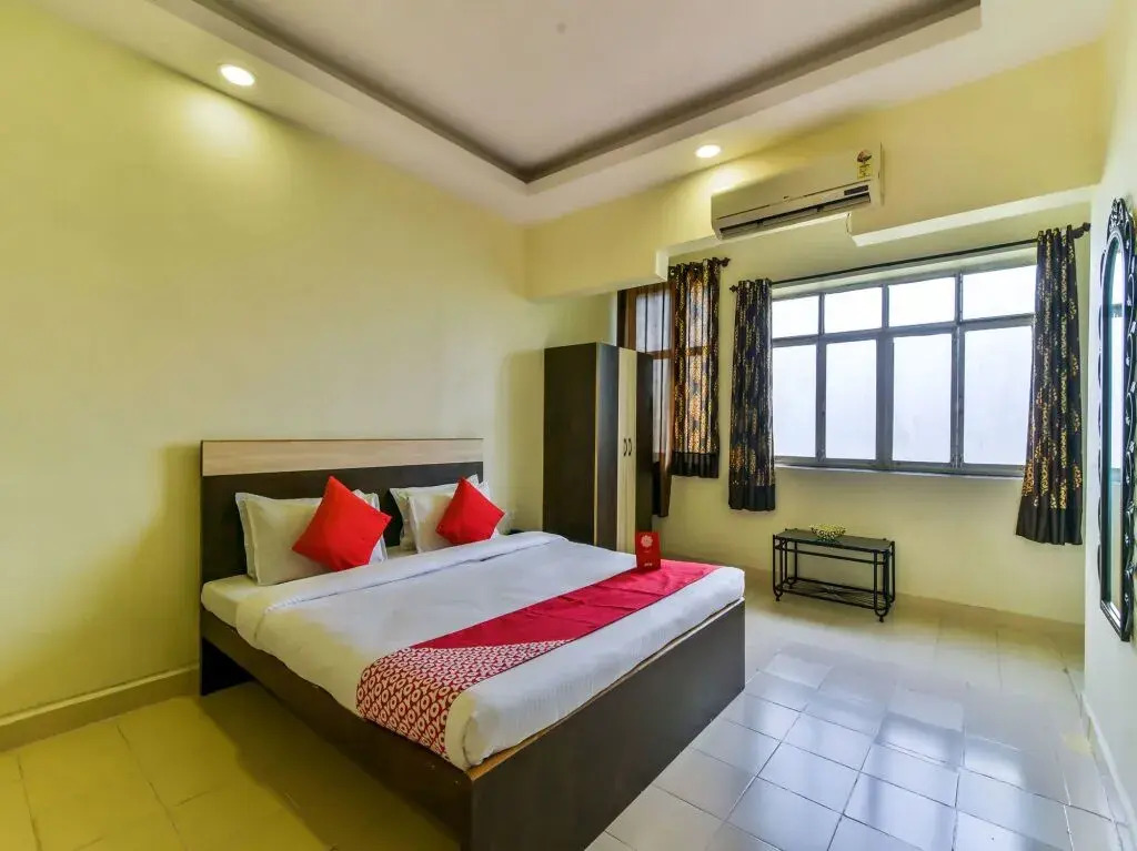 Sab’s De Aalayam by OYO Rooms