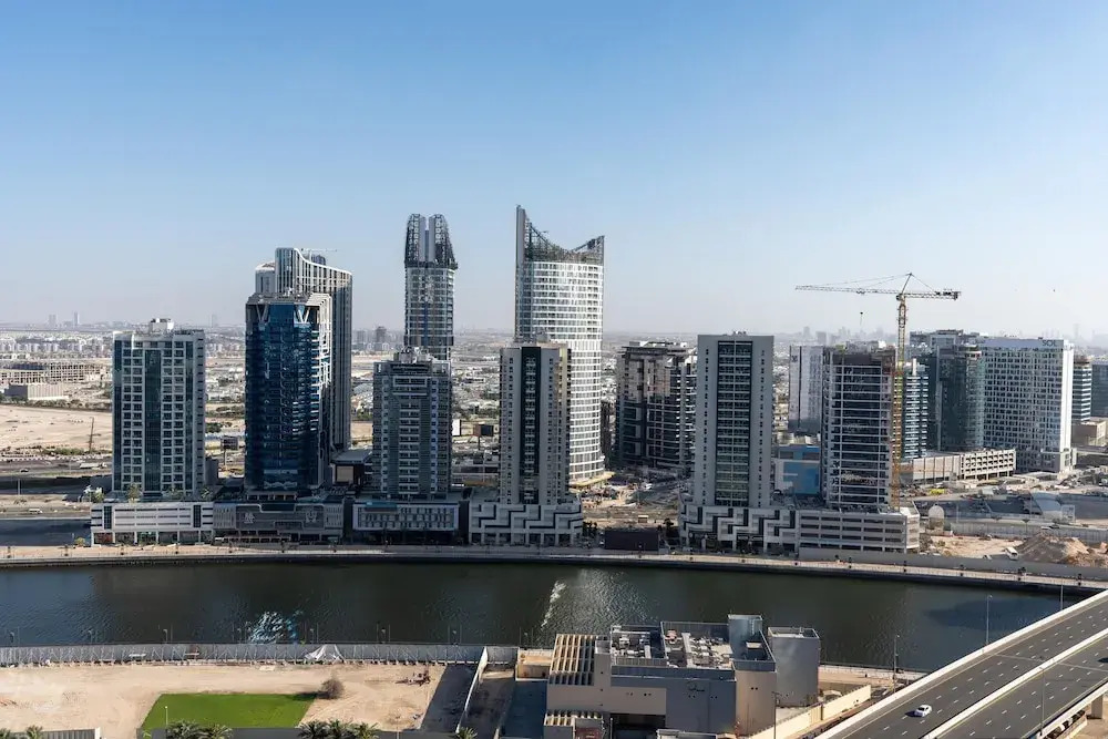 SuperHost - Vibrant Studio With Canal View Near Dubai Mall