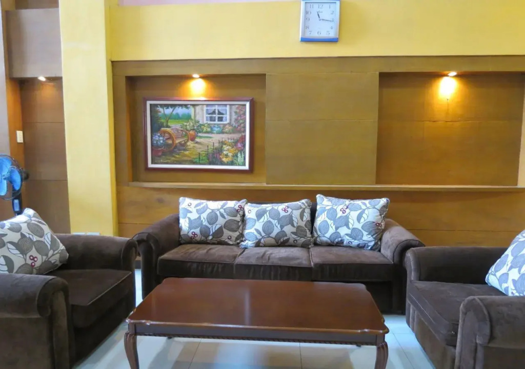 The Blue Sapphire Hotel