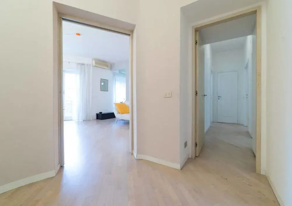 Large Flat With Garden and car Parking