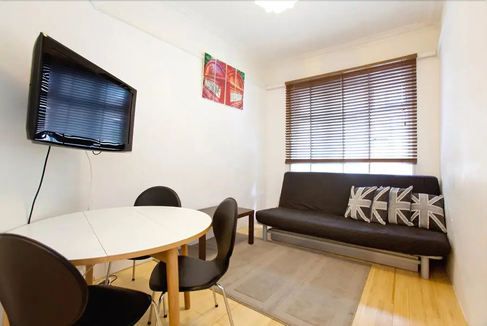 Trafalgar Square Apartments