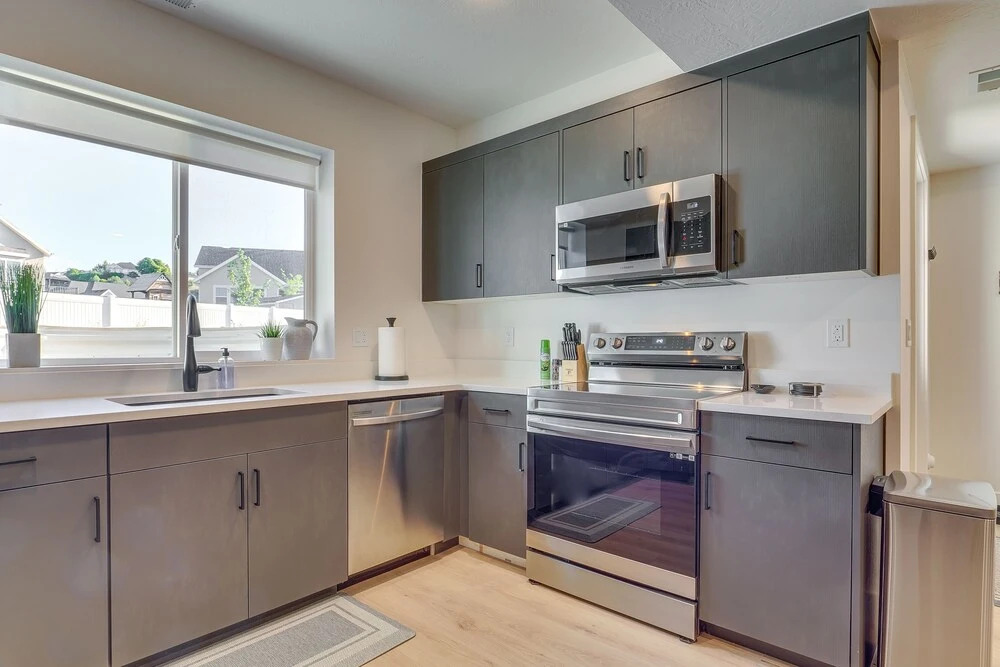 South Jordan Vacation Rental ~ 17 Mi to Slc!