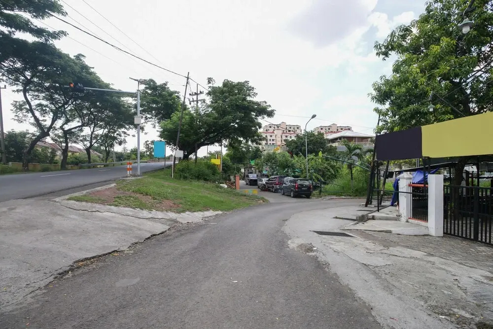 Airy Eco Syariah  Manunggal Kebonsari Blok B 9 Surabaya