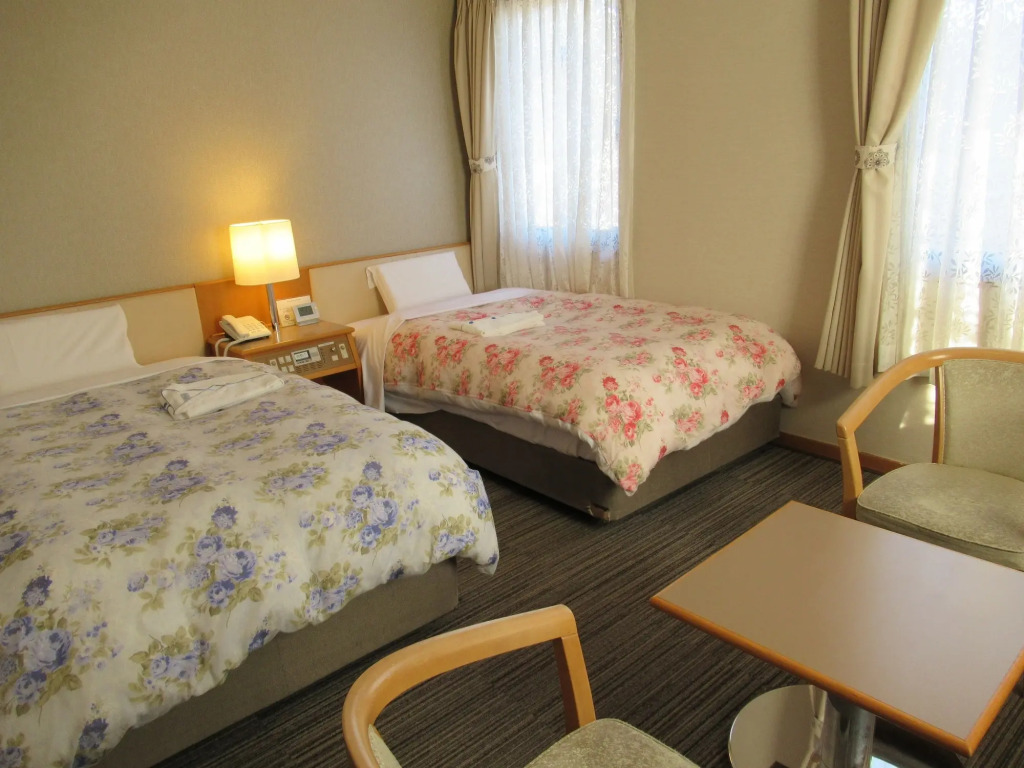 Center Hotel Mihara