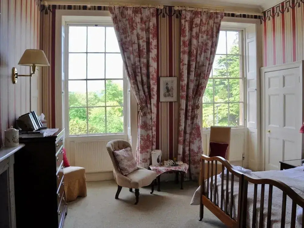 Sir Walter Elliot's House