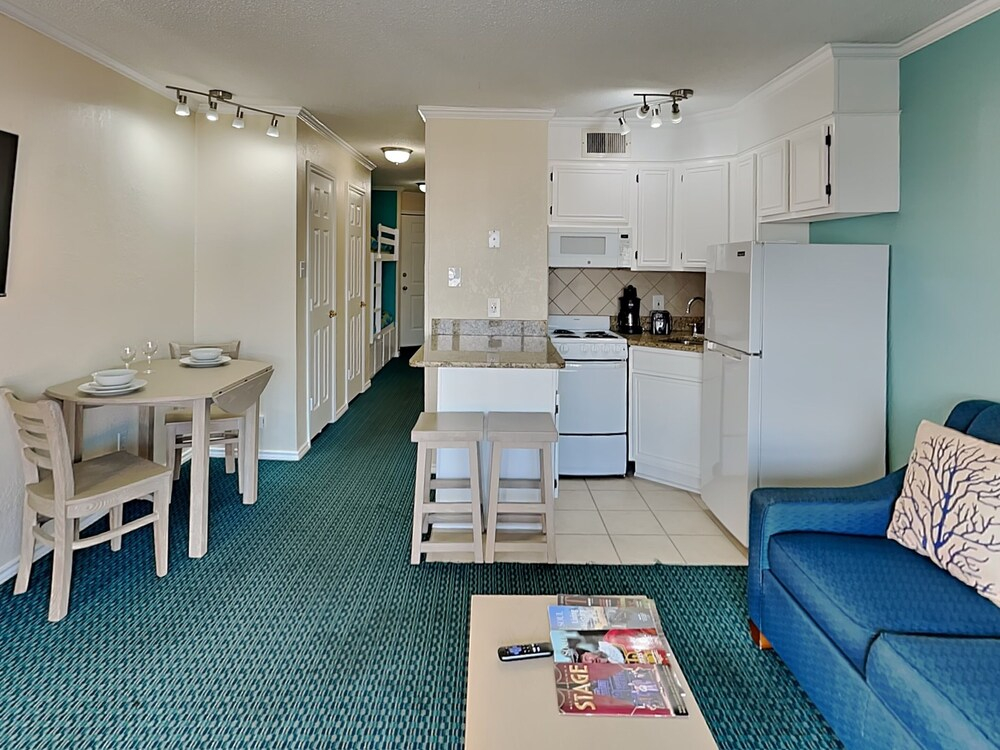 Casa Del Mar 3 by Ryson Vacation Rentals
