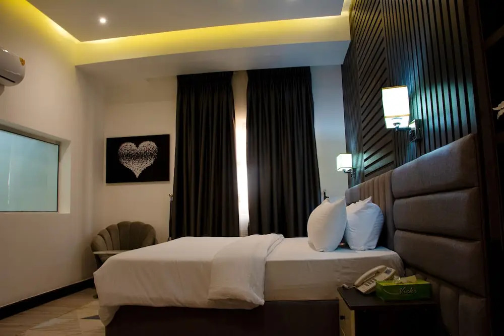 Aviel Suites