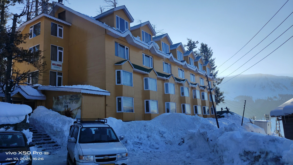 Hotel Zahgeer Gulmarg