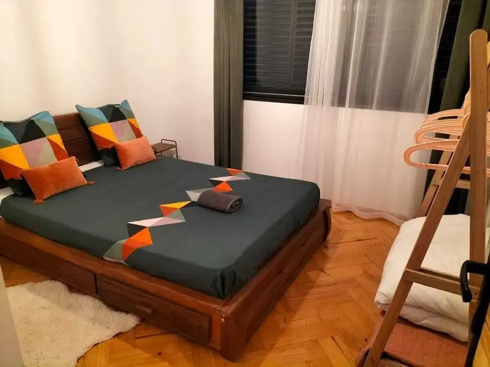 Guest house # jardin # piscine # prox centre ville
