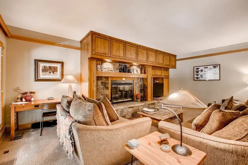 3br  Chateaux Dumont ~kids Ski Free! Walk To Lift 3 Bedroom Condo by RedAwning