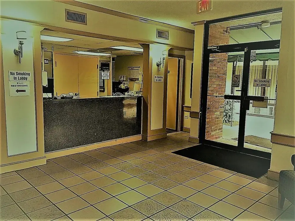 Columbus Inn & Suites