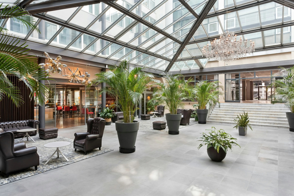 Отель Four Points by Sheraton Bolzano