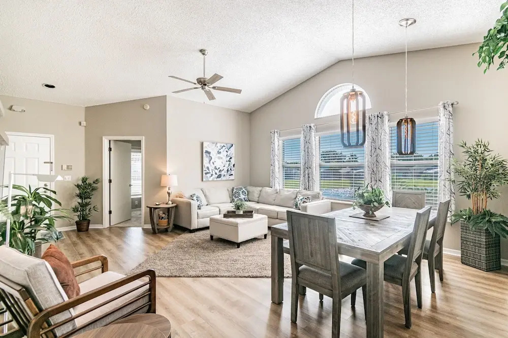 Near Theme Parks! In-Ground 3 BR Pool Home, Sleeps 7, Total Privacy!