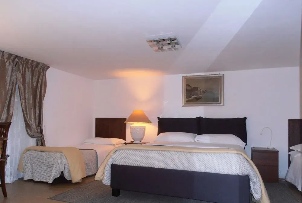 La Residenza Napoli Short Let Apartments