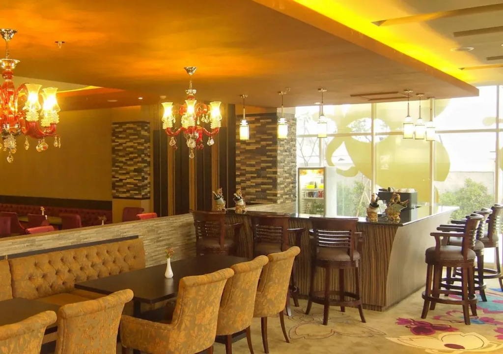 Sapphire Sky Hotel & Conference