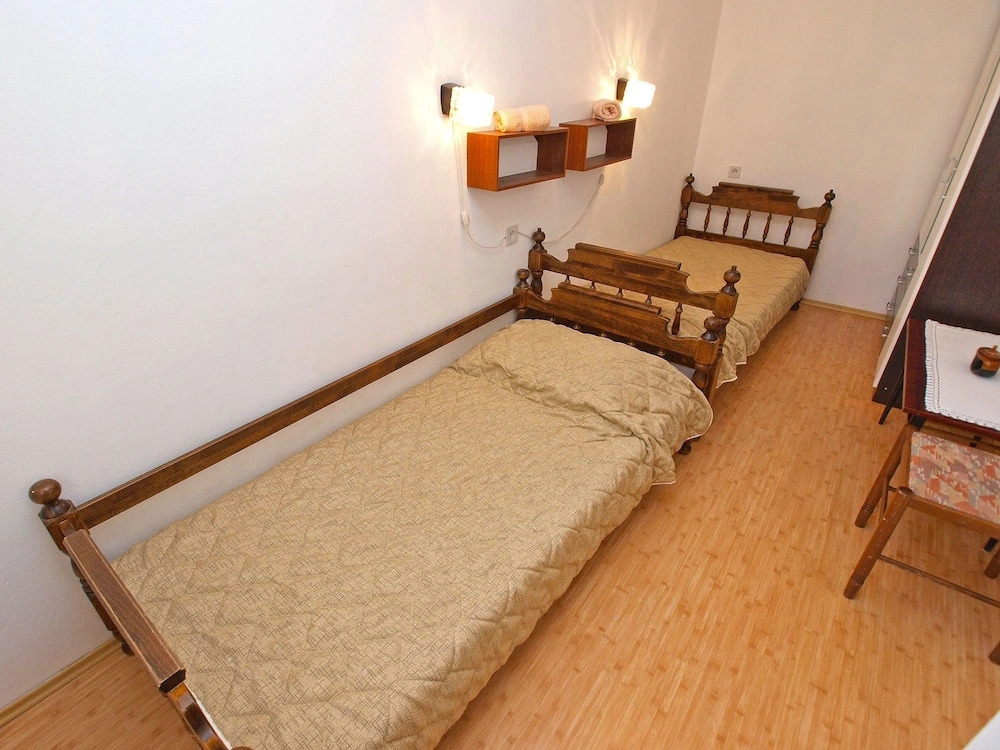 Apartment 154