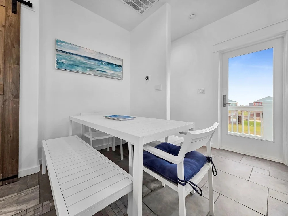 Crystal By The Ocean 4 Bedroom Home