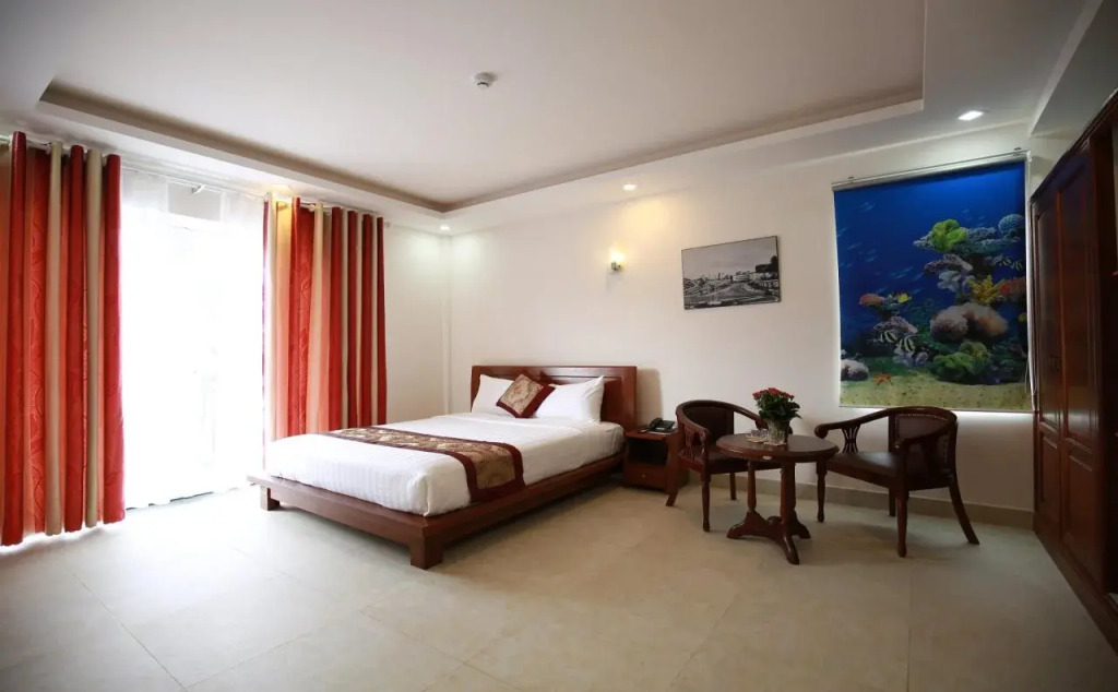 Lien Huong Hotel
