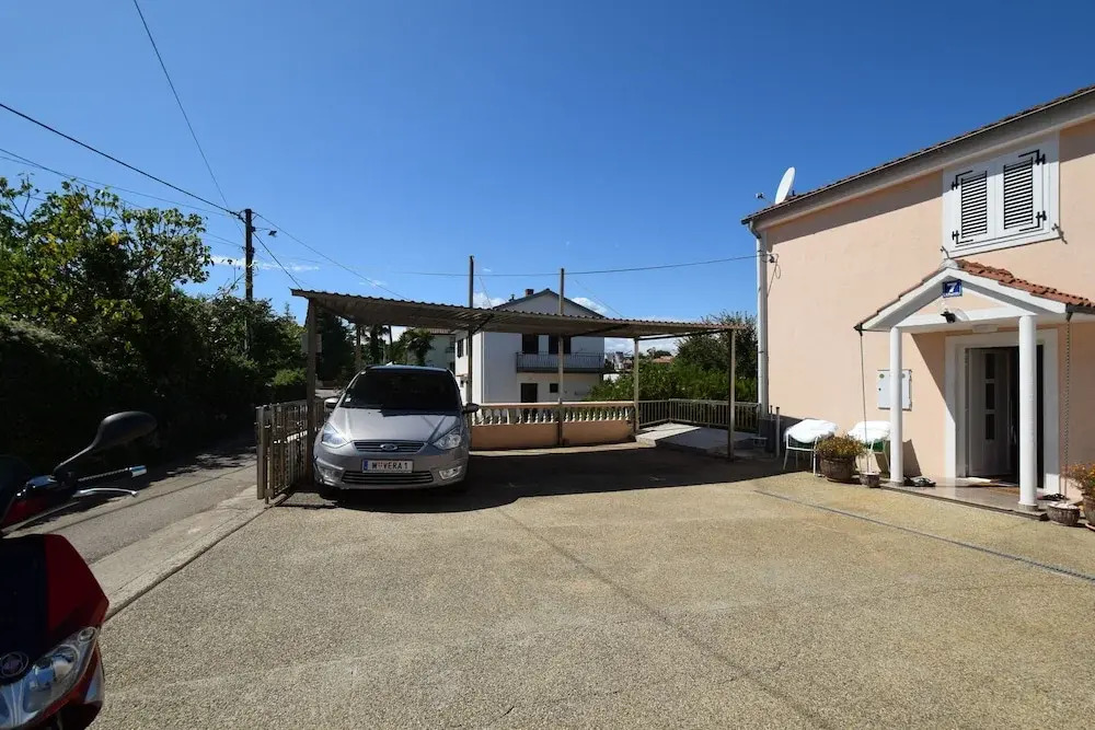 Apartments Frane