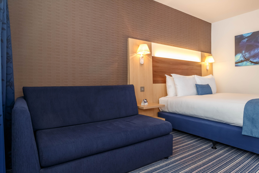 Holiday Inn Express Leigh - Sports Village by IHG