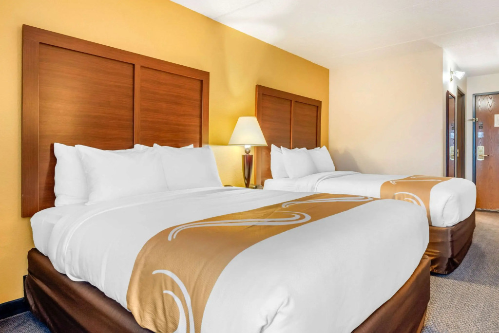Quality Inn & Suites Zanesville City Center