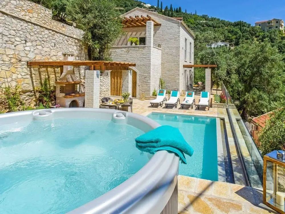 Villa Yaisemi by PosarelliVillas