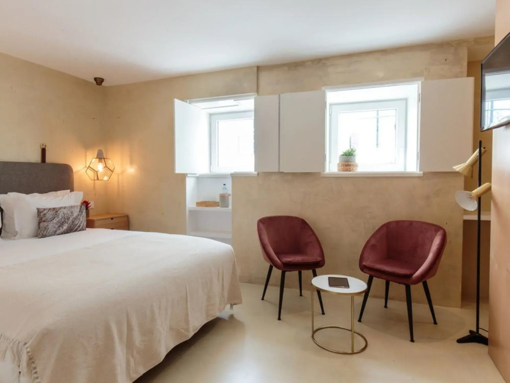 Dear Lisbon Living House
