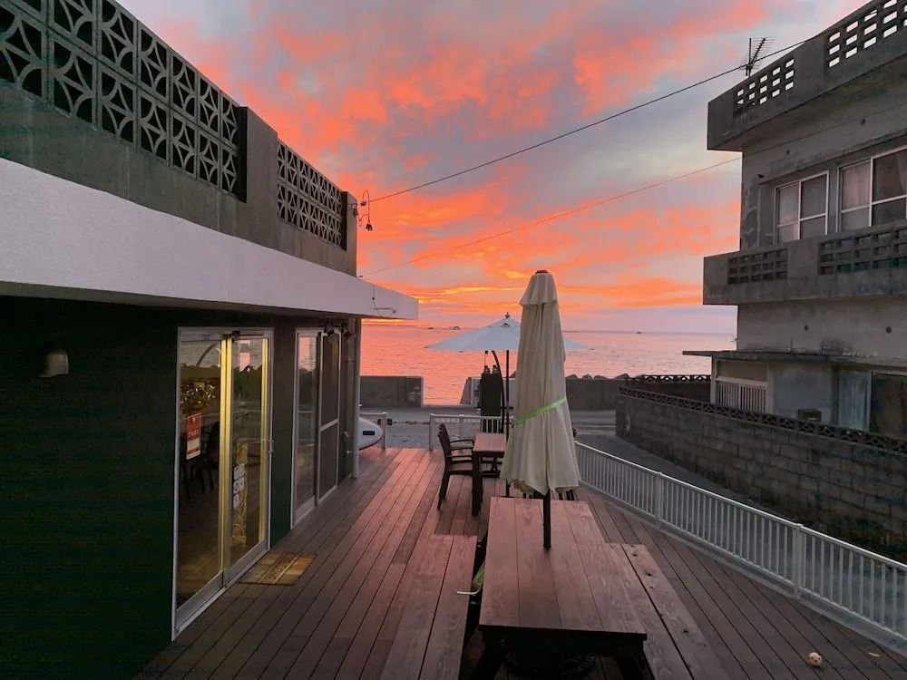 Sunset inn CHURASUN