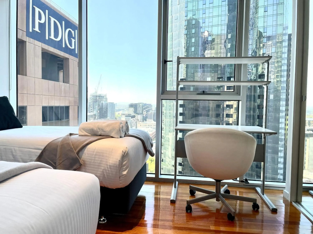 Readyset Apartments at Verve