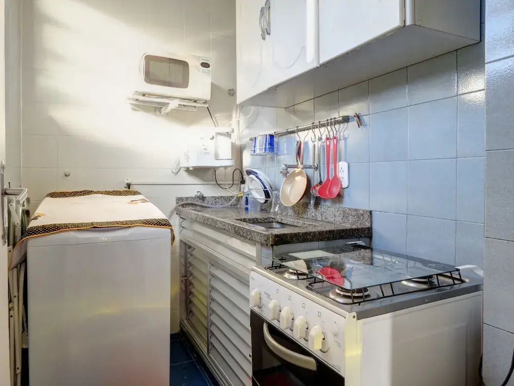LinkHouse Beautiful High Floor 1-BDR c2-0036
