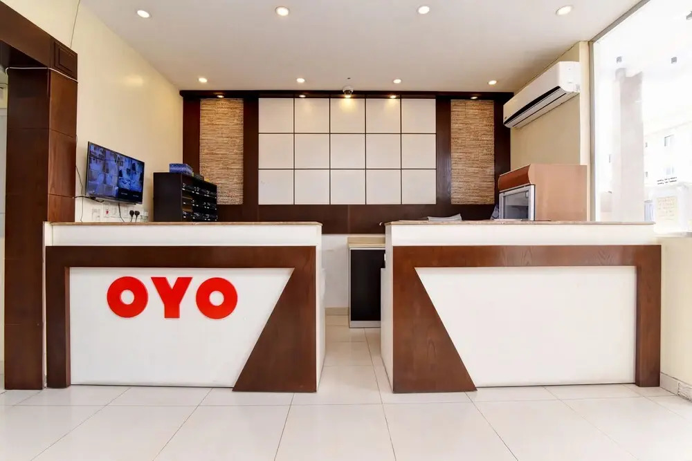OYO 427 Nujoom Al Sharqia 2