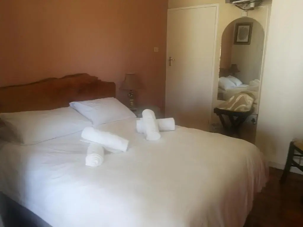Bonani B & B