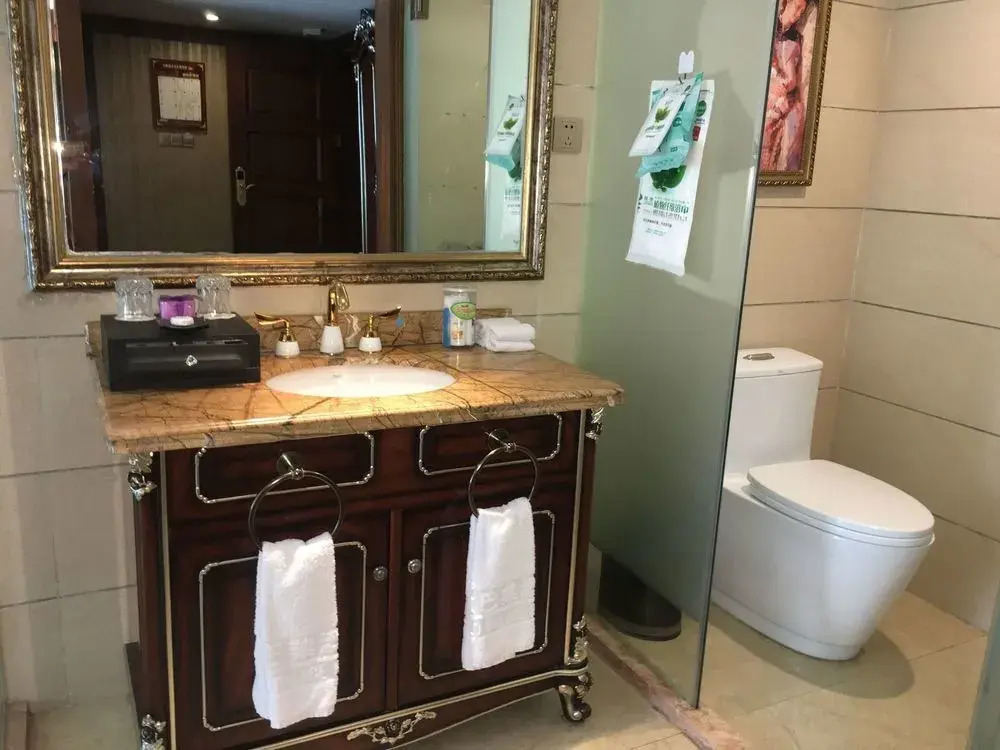 Gebalai French Theme Hotel
