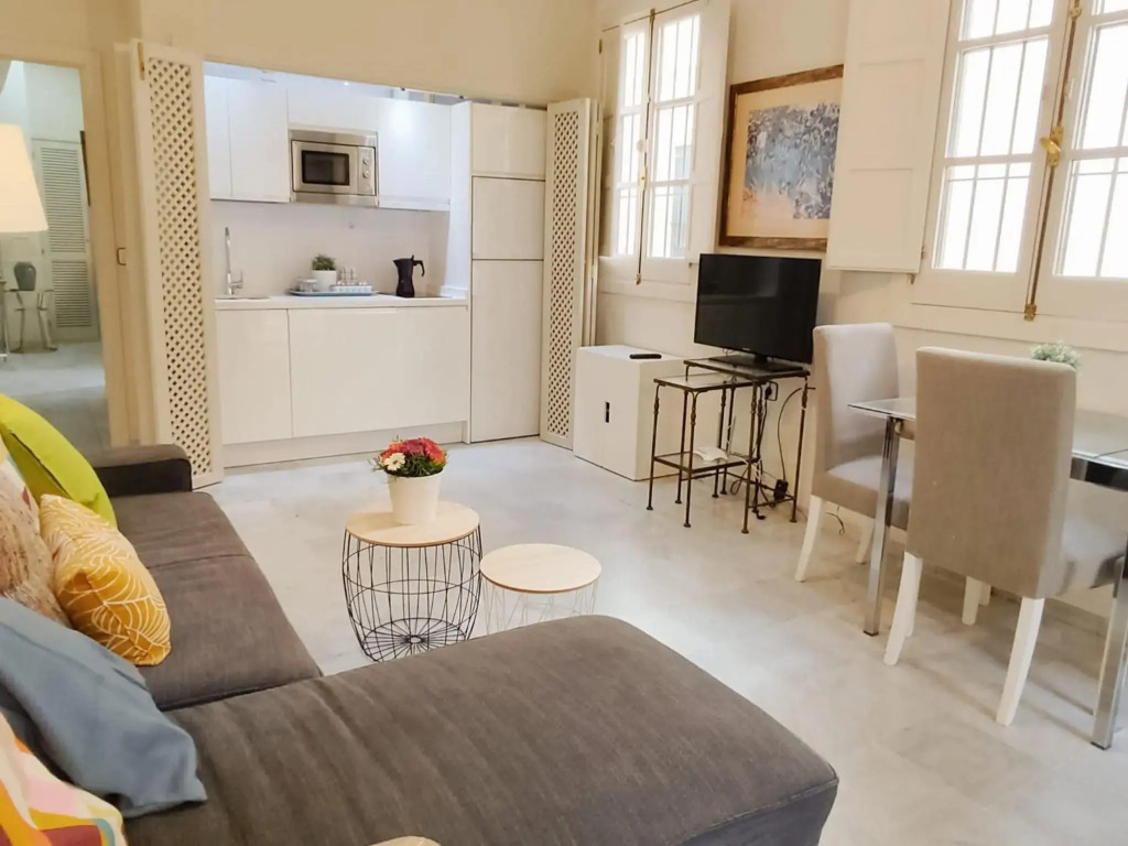 Bright Apartment at Santa Cruz 4 pax Parking Opc