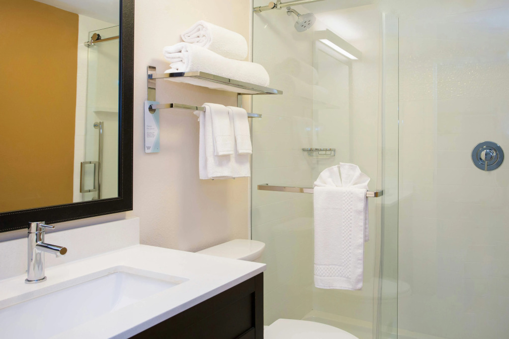 Fairfield by Marriott Inn & Suites Raynham Middleborough/Plymouth