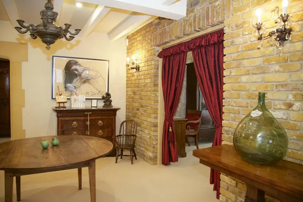 Classy Flat Next to Battersea Park for 4