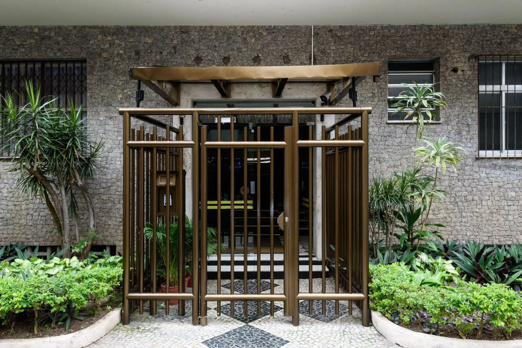 Apartamento 300m da Praia de Ipanema | RP 14/307