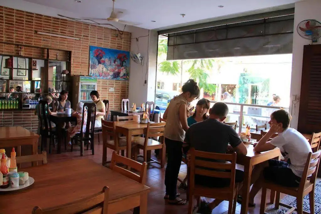 Hanhcafe Hotel