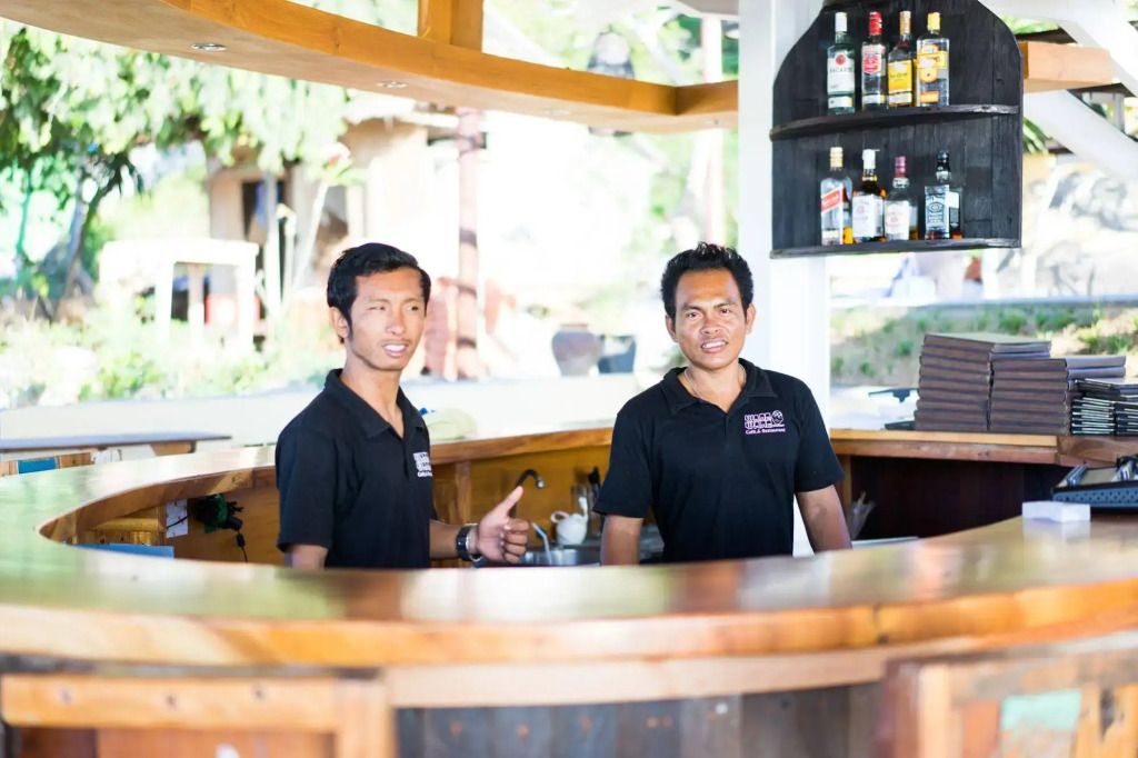 Ware Ware Surf Bungalow Lembongan