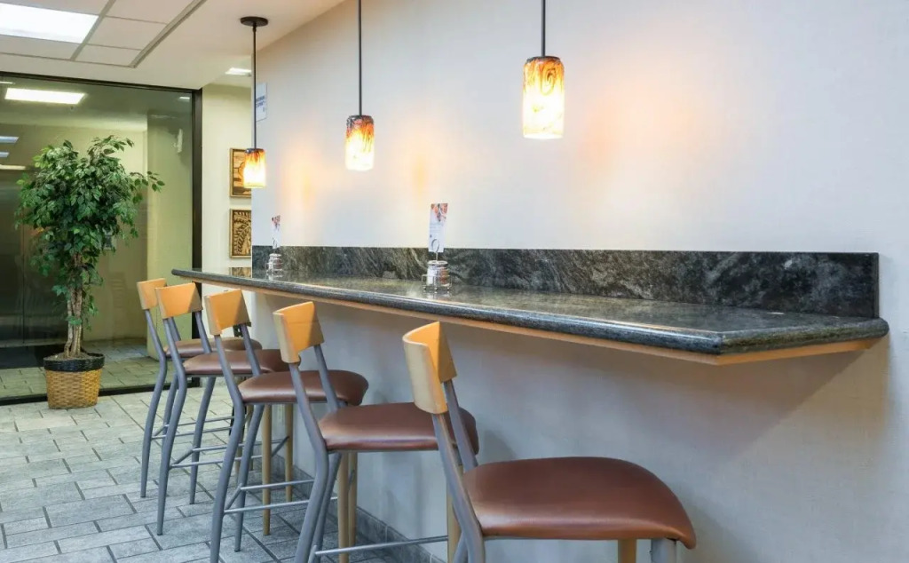 Holiday Inn Express & Suites Santa Clara - Silicon Valley by IHG
